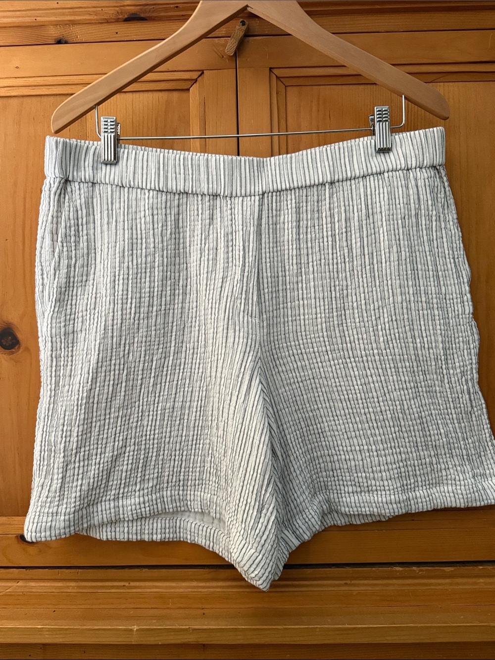J.Jill 100% Cotton Gauze Doublecloth (lined) Soft Pull-on High-Rise Shorts, Med